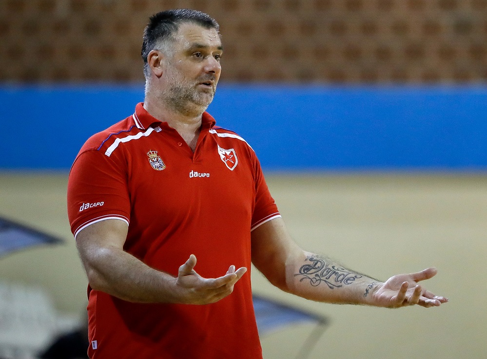 Peruničić dok je bio trener Zvezde (©Starsport)